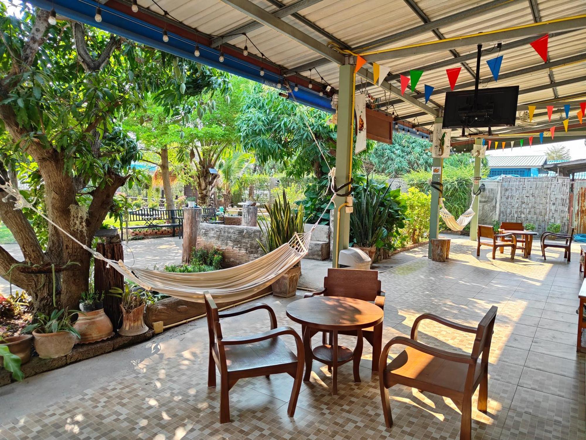 Smilingface Guesthouse Сукотаи Экстерьер фото