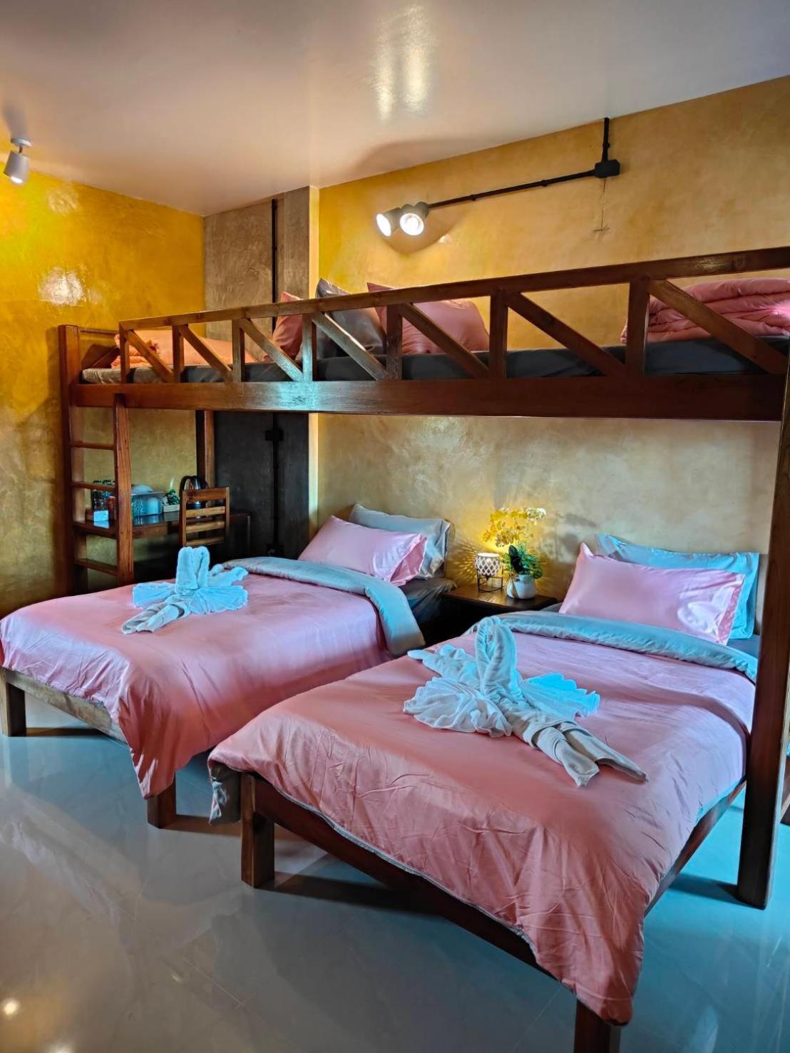 Smilingface Guesthouse Сукотаи Экстерьер фото
